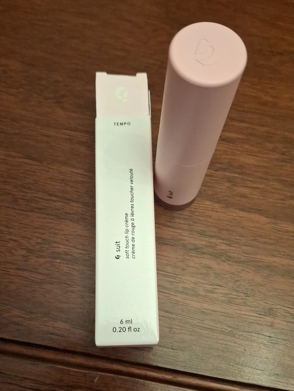 Glossier Soft Touch Lipstick 💄 - Suit Tempo New